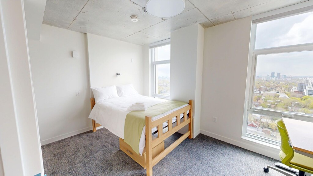 Oak House - Stay at U of T